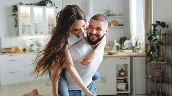 all_all_big-t1680097600-r1w568h318q90zc1